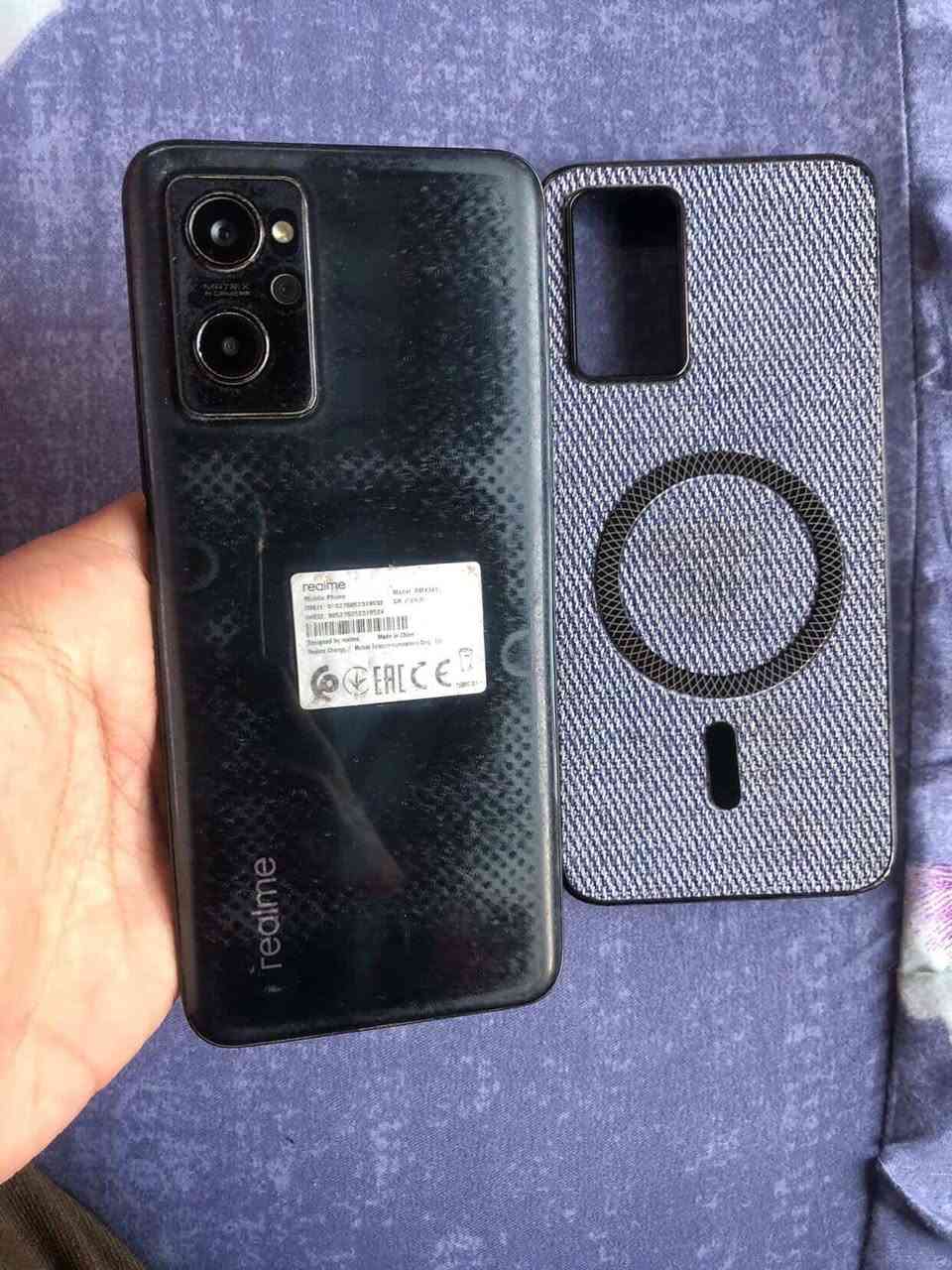 ريلمي 9i 

الذاكرة 128 الرام 12 6+6
شاشة 90 هرتز
الجهاز شغال شرط بدون خلل بصمة كامرات كلو شرط جهاز نضيف السعر 80 شراي راسلني أو اتصل ***********
