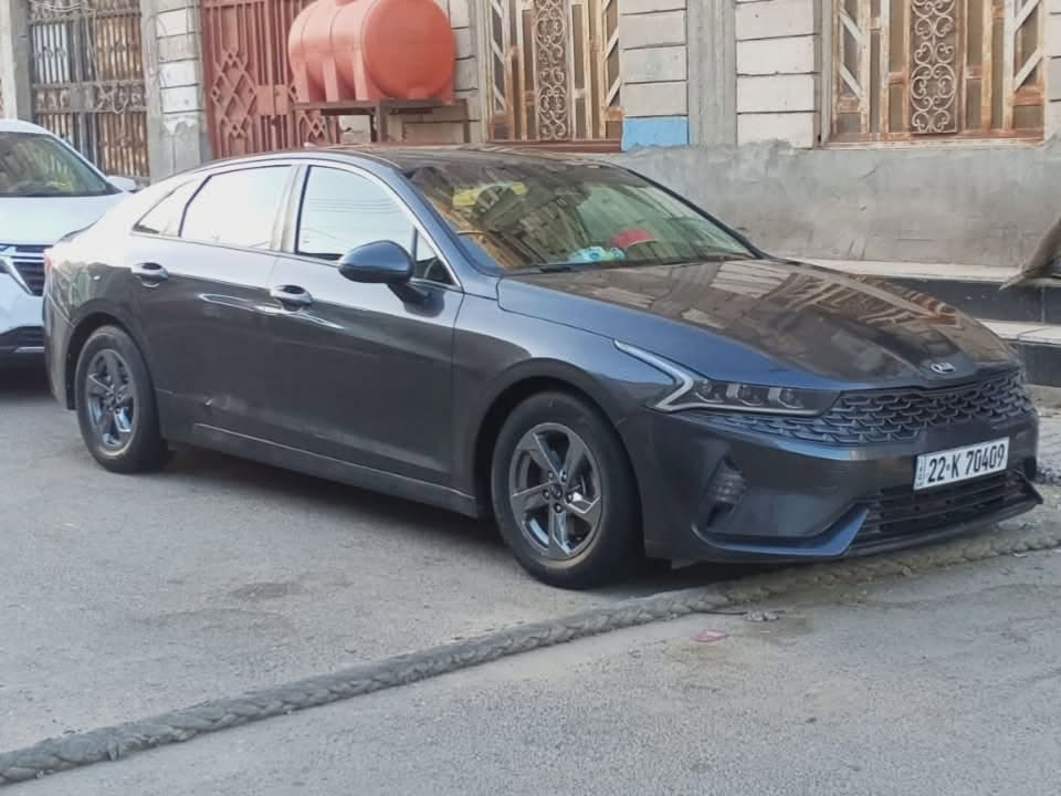 🚙 للبيع: كيا K5 موديل 2021
📍 مكان السيارة: البصرة – القبلة
📞 للتواصل: ***********
📊 المسافة المقطوعة: 77 ألف ميل
🛠️ المحرك: 4 سلندر – 1600cc توربو

السعر :: اكتب تعليق ويوصلك السعر تلقائي 🤖📩✅

⚠️ حالة السيارة
• وارد كندي
• حادث (ضربة) داخل العراق وتم إصلاحها
• السونار مرفق مع الصور 
• السيارة جاهزة بالكامل بدون نقص
• كفالة الكير والمحرك والتبريد
• مواصفات السيارة نص فول

📌 تفاصيل إضافية:
• رقم السيارة: أربيل الدولي الجديد
• باسم شخص كردي (التحويل أو الوكالة مضمونة)
• لون السيارة: رمادي (فيلي)

السعر :: اكتب تعليق ويوصلك السعر تلقائي 🤖📩✅
السعر :: اكتب تعليق ويوصلك السعر تلقائي 🤖📩✅
السعر :: اكتب تعليق ويوصلك السعر تلقائي 🤖📩✅
