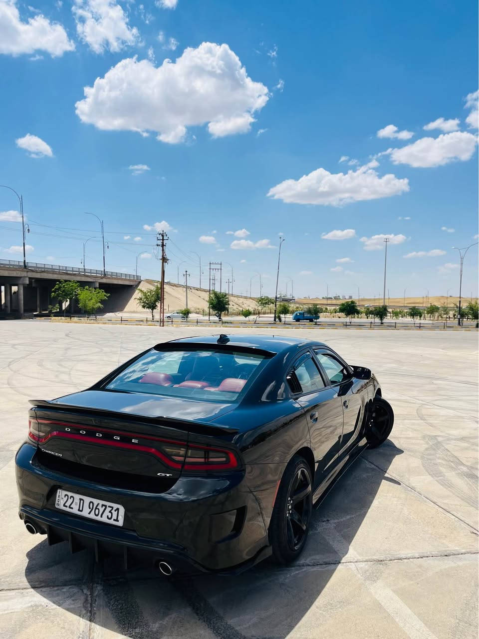 كوردي
دوج جارجر 2022
موسفات GT
كوشن جلد ناو سور 
بادل شةفت
شاشة گةورة
ويل هيلكات
كوشن كارةباي
٦بستؤن
رادار دواوة
سةماعة alpin
لايت زينون
مةكينة نةكراوةتةوة 
رةقةمو سةنةوي تازةية دفتر بنزيني هةية
بستيك چاملغ لةگةل بونيتي گوراوة لايتةكاني بيلادة
65 هةزار رويشتوة
سعر 225 وةرةقةو مةجاليكي كةم
______________________________________
                                       عربي 
دوج جارجر موديل ٢٠٢٢
مواسفات GT
كشنات جلد داخل احمر
بادل شفت 
شاشة كبير
ويل هيلكات 
كشنات كهربائي
٦سلندر
حساس ورا
سماعات alpin
منغومة زينون
محرك مامفتوح
رقم سنوي جديد بي دفتر بنيزين
ربع چاملغ بونيت مبدل حتا لايتات بلادي
ماشي ٦٥ الف 
سعر ٢٢٥ بي مجال بسيط كركوك, العراق


**إذا كنت صاحب هذا الإعلان وتريد حذفه لأي سبب، رجاءا أرسل رسالة إلى الدعم الفني**