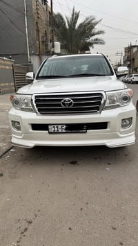 لاندكروز 2013 رقم بغداد ساز اصل بأسمي تحويل ثاني يوم  سياره كفاله عامه...