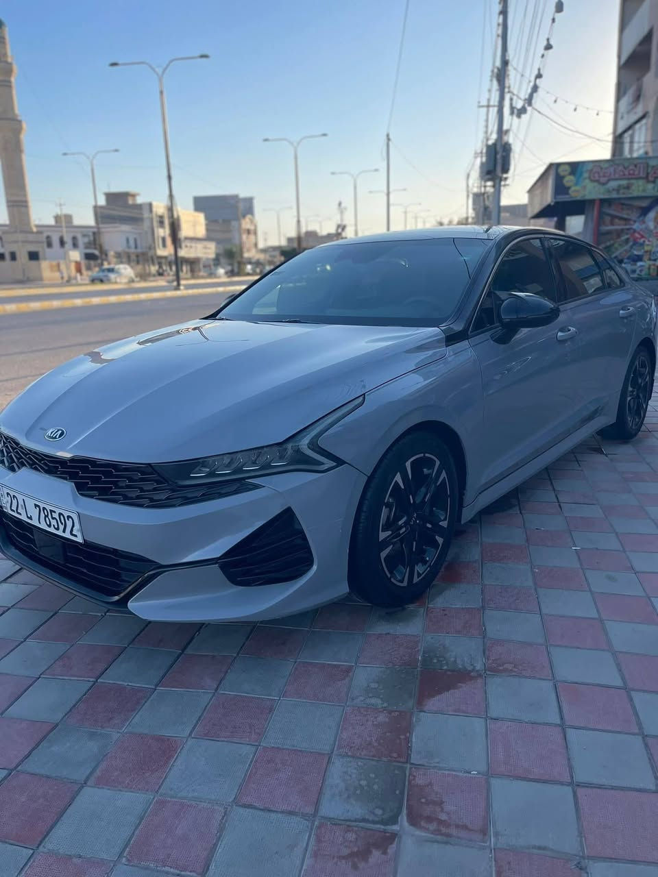 سلام عليكم
للبيع k5 كي فايف جيتي لاين فول مواصفات مديل2021رقم اربيل بسم شركه   سياره لون مميز /سمنتي /بنوراما 
 السياره كفاله من الصبغ بيهه بارد بس 
سياره موصفات GT LINE فول
رادار امامي + قياده ذاتيه + تحديد مسار
 + كراسي كهربائ + تدفئه بل كشن
رادار جاني + اشاره بل مري + اربع وضعيات قياده
مكينه 1600 تيربو ✈️
سياره جديده بمعنه الكلمه 
السعر 178 بيهه مجال حق الجيه
العنوان الأنبار الفلوجه 
رقمي ***********
