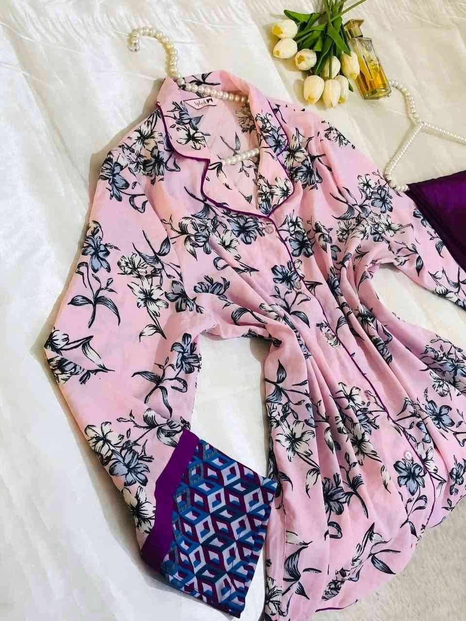 سوت ماركة سبلاش 💜🎀

يلبس وزن ٦٥ ٧٠ سعره ( ٩ الاف ) ✨


**إذا كنت صاحب هذا الإعلان وتريد حذفه لأي سبب، رجاءا أرسل رسالة إلى الدعم الفني**