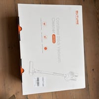 مكنسة كهربائية • سعر معقول