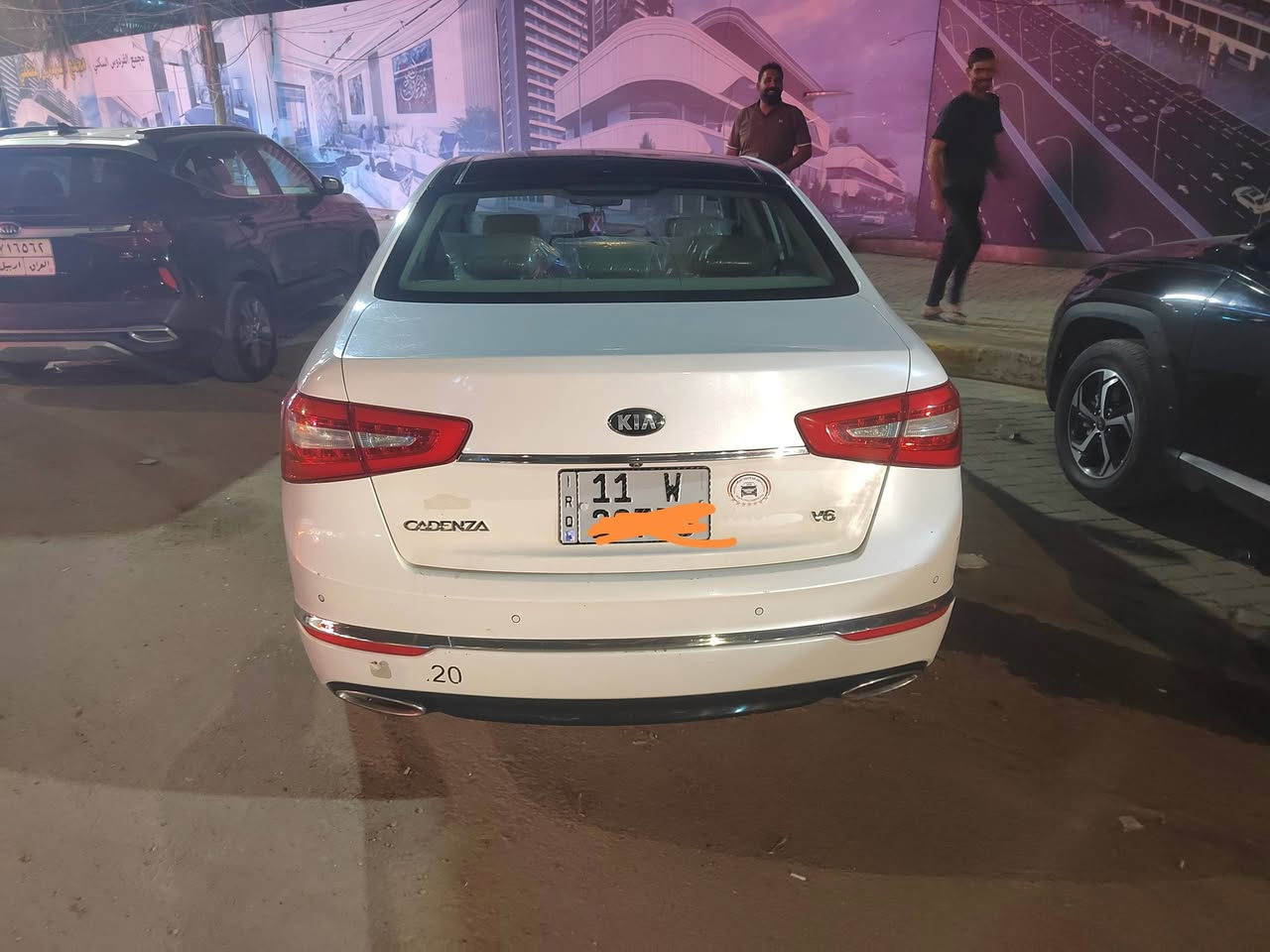 للبيع او امراوس كادنزة موديل 2016 سيارة فول مواصفات واحد على واحد بيهة جاملغ وبنيد بدون دواخل سيارة نظيفة مال بيت السعر 135 مكان بغداد  ***********
