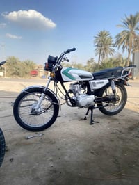 للبيع دراجه امتياز أوراق موديل 25 بيع مستعجل سعر 550 ?07889565290