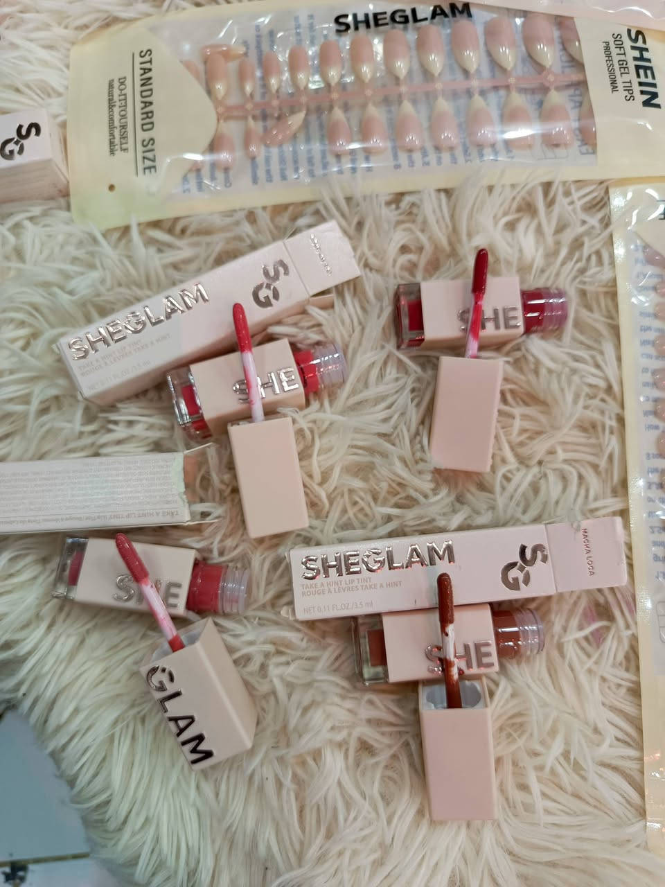 اي قطعه داخل المنشور ب3
الرموش بالفين والاظافر بالف 
كلوسات ومسكارات فونديشن شيگلام  وكفرات ايفون 13و14 برو ماكس بلشرات و گلوسات رير بيوتي ورود  وكيكو ونارس وهدى بيوتي وديور وشانيل وماك  وحمر كولدن روز وماركات هواي حلوه واصليه
متوفر توصيل لجميع المحافظات 5


**إذا كنت صاحب هذا الإعلان وتريد حذفه لأي سبب، رجاءا أرسل رسالة إلى الدعم الفني**