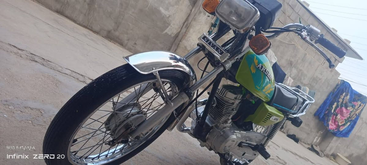 السلام عليكم 
التفاح للبيع اوراق أصولي موديل ١٦ 
مكان كربلاء أمن الداخلي السعر٦٥٠ بيها مجال بسيط
*********** خط مفتوح وبي واتساب
