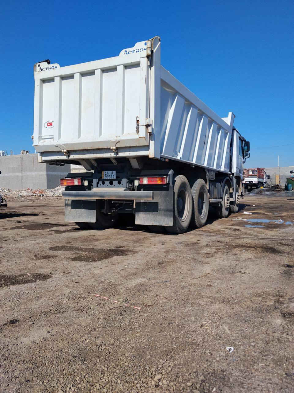 سلام عليكم للبيع اكتروس موديل 2012 معلاية 2021 ،مكينة 41 شاصي 41 مجموعة جيف ،كير 240 تفيس ،السيارة مكفولة 
العنوان بغداد البياع تقاطع درويش ***********
