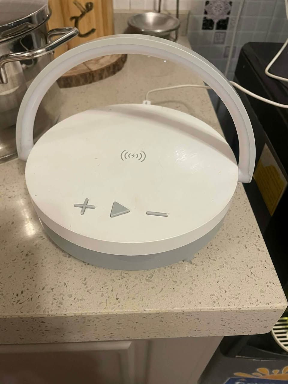 جهاز شحن الموبايل وساعه الابل ووبنفس الوقت سماعه سبيكر الفلوجة, الأنبار


**إذا كنت صاحب هذا الإعلان وتريد حذفه لأي سبب، رجاءا أرسل رسالة إلى الدعم الفني**