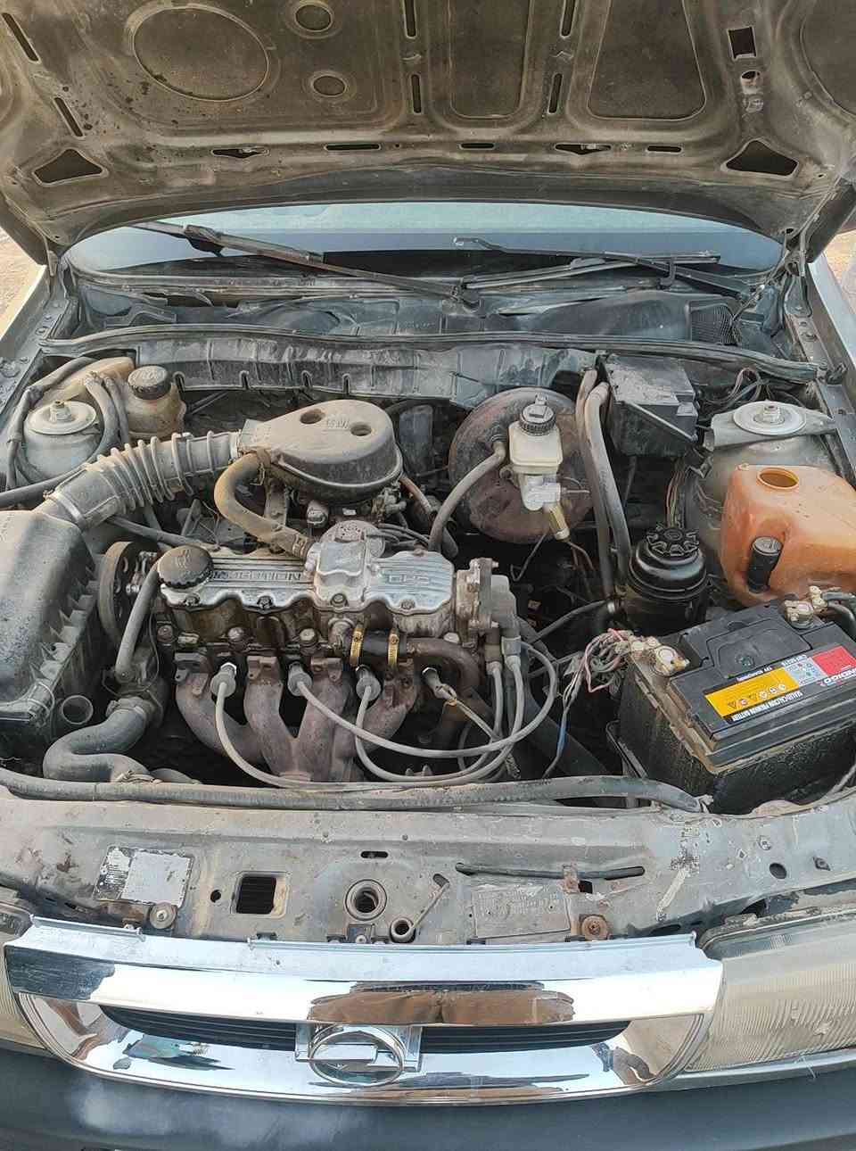 السلام عليكم للبيع
اوبل فكترا 
رقم بغداد
بسمي تحويل مباشر 
محرك 1800 سنويه لل29
سعره30ورق 
***********
