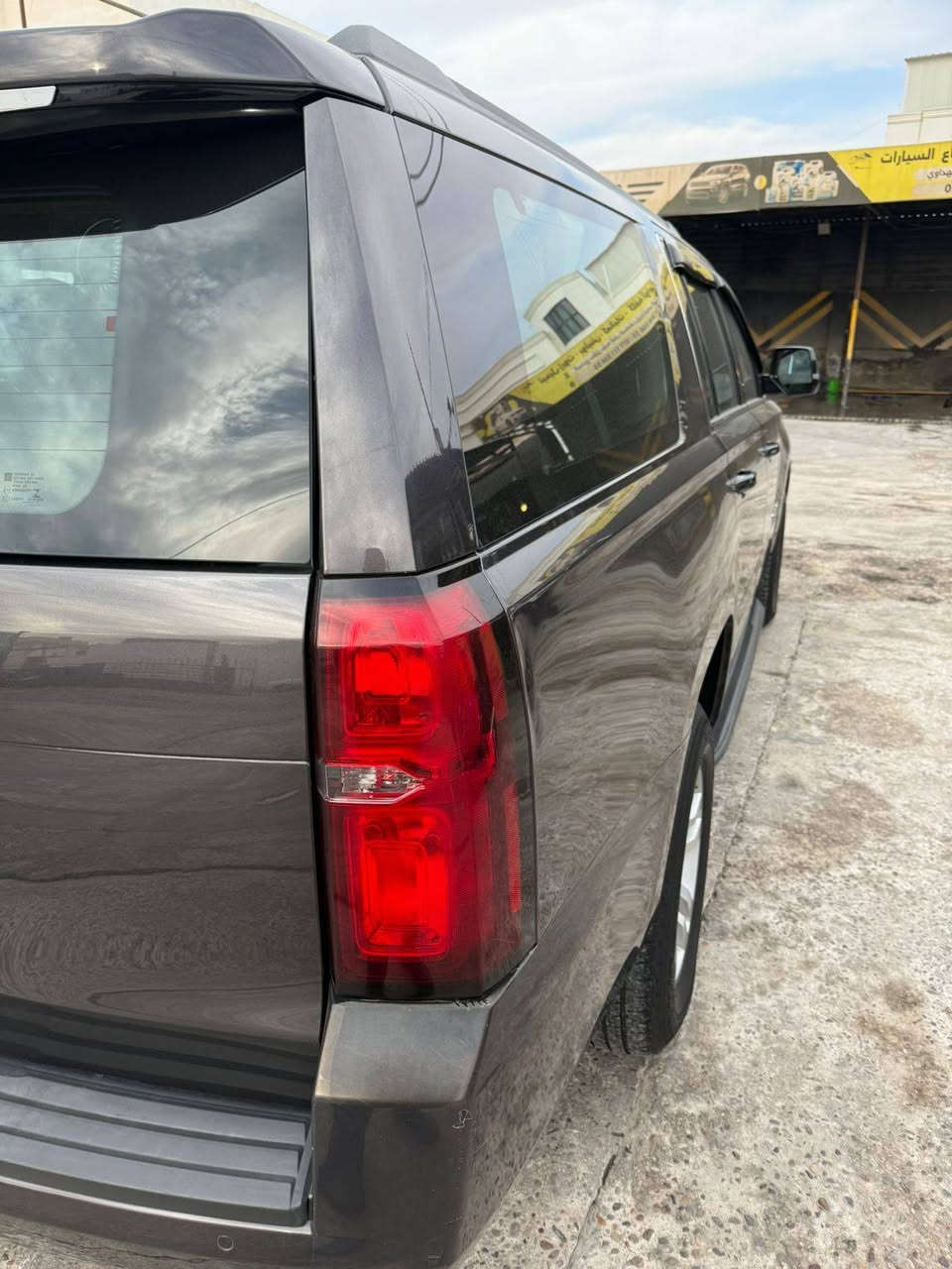 السلام عليكم
شوفرليت سوبربان تكسي للبيع 

خليجية موديل 2017

رقمها اربيل سيارة جاهزة من كل النواحي على وضع الشركة

تورباين 77 باقي بي تقريبآ 100 الف سيارة بلادية وجدآ جدآ نضيفة

بيها بارد بين البابتين جهة السايق 

حتة الداعميات كفالة لا صبغ ولا غيرة 

السعر 29 وبيها مجال للشراي 

اني مكلف بالنشر للأستفسار اكثر الأتصال على الرقم ***********
