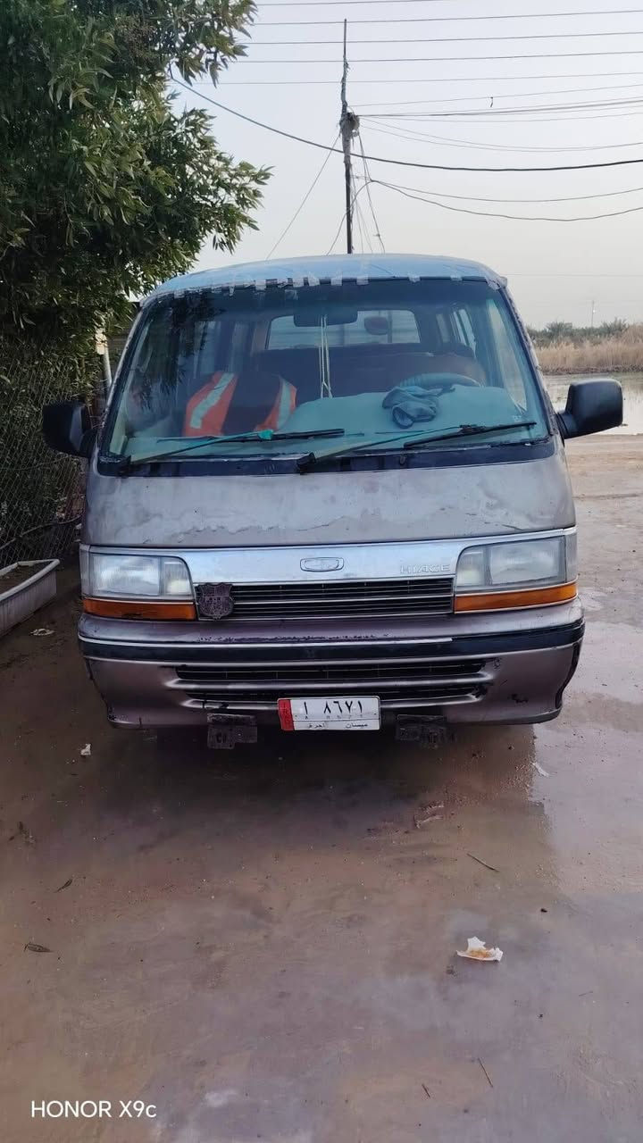 هايسا محرك 2500بطه ديلكو بيه دخانه اول ماتشغل سياره جاهزه وحلوه سياره عوزه ترتيب رقم  ميسان هيىه مامسجله غرامات مصفره راعيه بالعماره تحويل مباشر موديل 1991 سعر (27)ورقه مكانه بالعماره ***********
