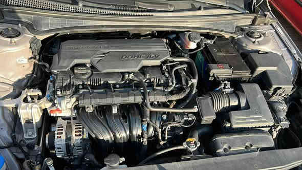 السلام عليكم 
النترا موديل 2022 وارد امريكي مكينة 2000 دوش
كير مكينة صدر تبريد مكفولات 

ماشية 69 ميل 
حادث امريكا جاملغ و ربع البنيد ( الجاملغ مبدل نفس اللون و البنيد مصبوغ ) + باب السائق مبدل نفس اللون 

رقم اربيل الدولي تحويل مباشر 
السيارة جاهزة بالعافية على الياخذها 
صور الحادث بالرابط https://bid.cars/en/lot/1-38397934/2022-Hyundai-Elantra-KMHLL4AG9NU300865

السعر 148 بيها مجال 
مكاني بغداد / الحرية دور نواب الضباط 
هاتف : ***********
