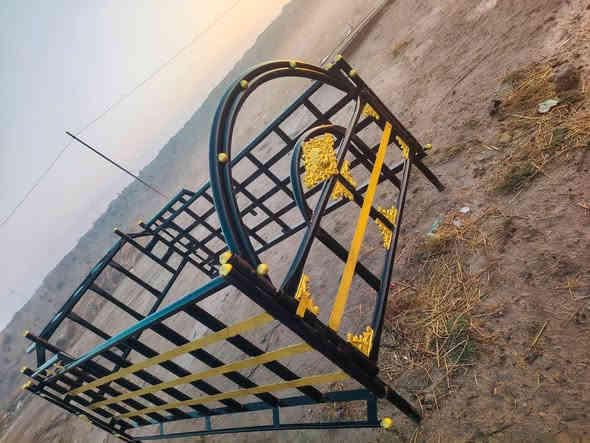 سلام عليكم ورحمة الله وبركاته محجر بومه نثيه جديد بل كارتون قطرت خياس مابي 
مكان بابل القاسم سوق دوان ***********
