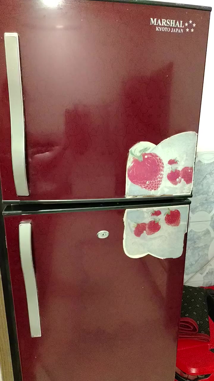 السلام عليكم  ثلاجه 11قدم للبيع با100وبيها مجال


**إذا كنت صاحب هذا الإعلان وتريد حذفه لأي سبب، رجاءا أرسل رسالة إلى الدعم الفني**