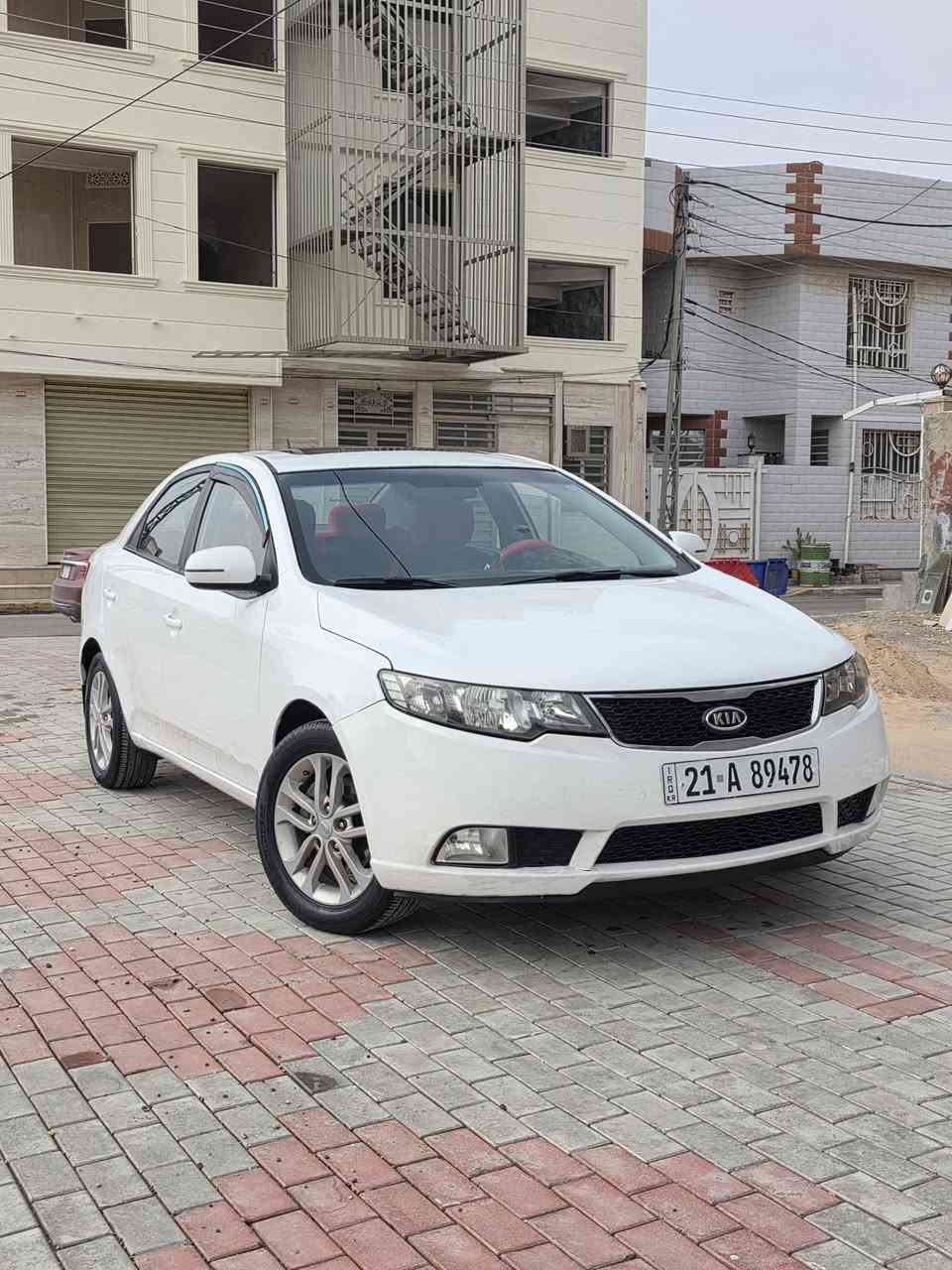 السلام عليكم سيراتو موديل ٢٠١١ خليجي كفاله عامه بسمي تحويل مباشر مكيه ١٦٠٠ مواصفات فتحه شاشه تحكم ستيرن جهتين تبريد شغال تخم تاير حداديه خلفي امامي جديده سعر٩٨ العنوان كربلاء اتصال فقط ***********
