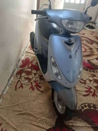 دارجه ماكس منغولي لبيع حاويه مفتوح ولفات السعر ٧٠٠ وبي مجال  حي الفرات...