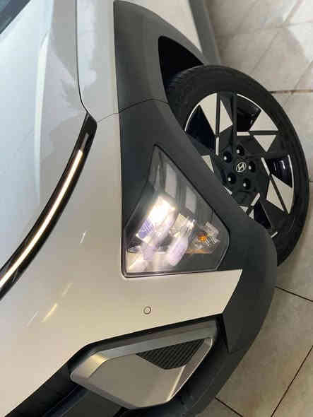 سلام عليكم للبيع هيونداي كونا 2024 فول مواصفات خليجية مكفولة
#وارد_خليجي 
#موديل_2024
#محرك_2000
#ماشية_43 و قابلة للزيادة 
#الوحة_بغداد باسمي تحويل ثاني يوم 
#الضرر مكفولة كفالة عامة من (صبغ - تبديل - بارد - شخط - رصعة) مكفولة من الدعامية للدعامية 

                        ((((((المواصفات))))))

1- فتحة 
2- بصمة 
3- كير تعليك 
4- كشن كهرباء 
5- شفتات استيرن 
6- هاند بريك بصمة
7- شاحن موبايل لاسلكي 
8- نضام ECO 
9- نضام SPORT 
10- نضام AUTO HOLD
11- نضام منحذرات 
12- مانع انزلاق 
13- كروس سرعة 
14- كامرة خلفية 
15- حساس امامي 
16- حساس خلفي 
17- فول تحكمات استيرن 
18- تبريد قطعتين 
19- اشاير بالمري الجانبية 
20- لد نهاري 
21- تشغيل عن بعد 
22- داخل لونين ابيض و اسود بلادي 
السيارة جديدة بمعنى الكلمة السيارة بالواقع احلى و اجمل بكثير من الصور السيارة كاملة مكملة من كل النواحي ما بيها نقص برغي السيارة رقم بغداد باسمي تحويل ثاني يوم سعر السيارة 208 وبيهة مجال بسيط الاتصال على الرقم *********** او *********** المكان 
📍بغداد - الدورة - شارع 60
