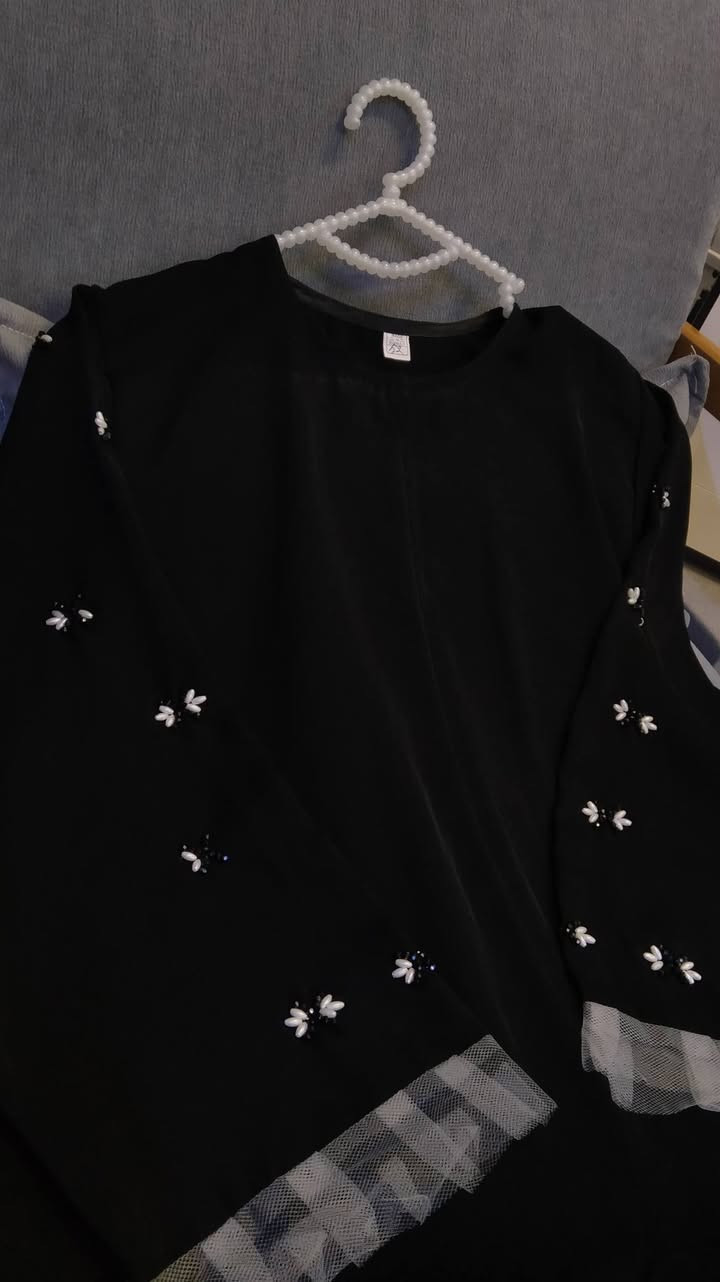 كويتي ✨ متوفر عن Brand Gold 

سعر 35 فقط ✨
،،
#توصيل جميع المحفضات متوفر 🚘

،،

،#صاية #صايه #صاية_ورد
#صاية_اقحوان #نقشة_ورد
#ملابس_نسائية #اناقة #لوك_ناعم
#ستايل_نسائي #موضة #ذوق
#فاشن #تنسيق_ملابس
#عبايات #صايات #ملابس_العيد


**إذا كنت صاحب هذا الإعلان وتريد حذفه لأي سبب، رجاءا أرسل رسالة إلى الدعم الفني**