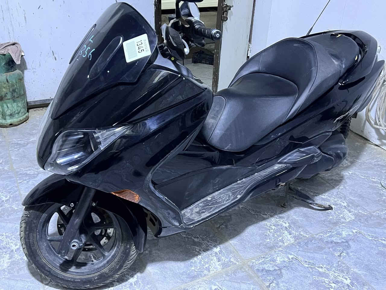 فورزه صفر ٨ مابيه نقص كامله 
ترايك للبصره مكاني ديالى 
سعره ١٥ ورقه 
***********
