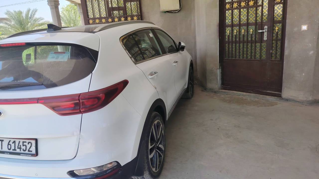 اسبورتج19داخل حمصي
فول مواصفات 
بغداد خليجي ماشيه 87الف كم حقيقي
گير مكينه تبريد كله جاهزه مابيها نقص
مكفوله من بارد ولصبغ ولضربه  رقم صاحب السياره ***********
السعر اتصل اوتدلل مكان السياره بابل المسيب
