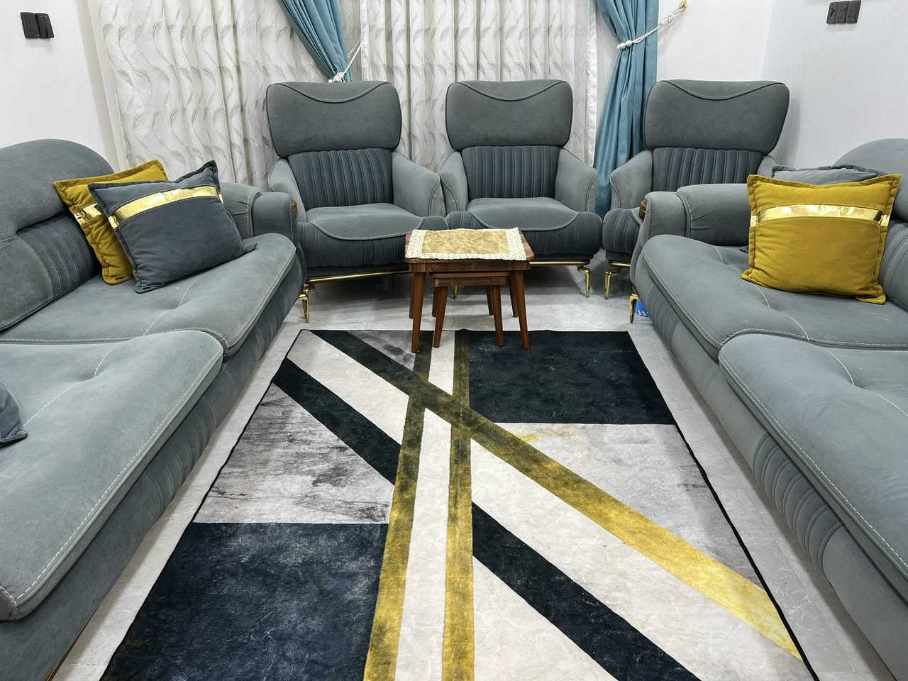 السلام عليكم تخم للبيع وكاله المنصورالنضافه فول عنواني كوت واسط السياسين السعر مليون وربع يتحول نظام السرير ***********
