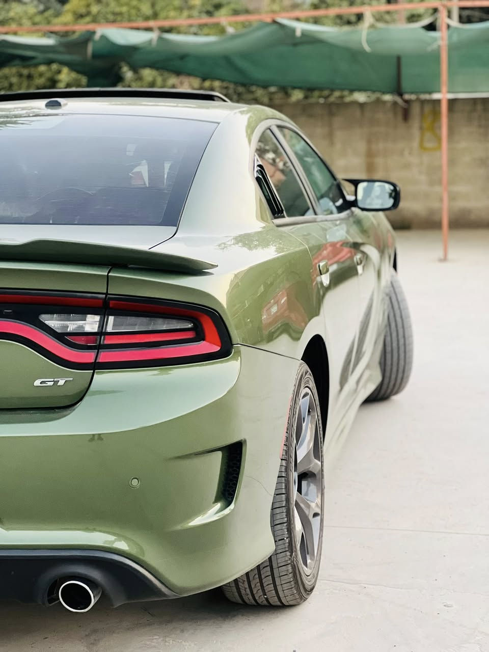 السلام عليكم
( خليجي) جارجر جي تي  موديل  2019 
سعة المحرك ( 3.6 )v6 
اللون زيتوني
المسافة المقطوعه 78444m
الإضافات 👇👇👇👇
فتحت سقف سلايد
كراسي جلد ابيضّ 
شاشه كبيره 
بلاك توب 
لايتات زينون LED 
كراسي تدفئة
شفتات ستيرن كيرات
ويل 20
كرسي كهرباء
لايت زنون اصلي 
تشغيل عن بعد
سوبر تراك باك 
فول فول للأخير بس بدون رادار جانبي 
الضرر بعض مكانات صار حالوب ومصلح but
والسياره كلين 
مكان السياره / موصل حي الميثاق 
التواصل / ***********. ***********
