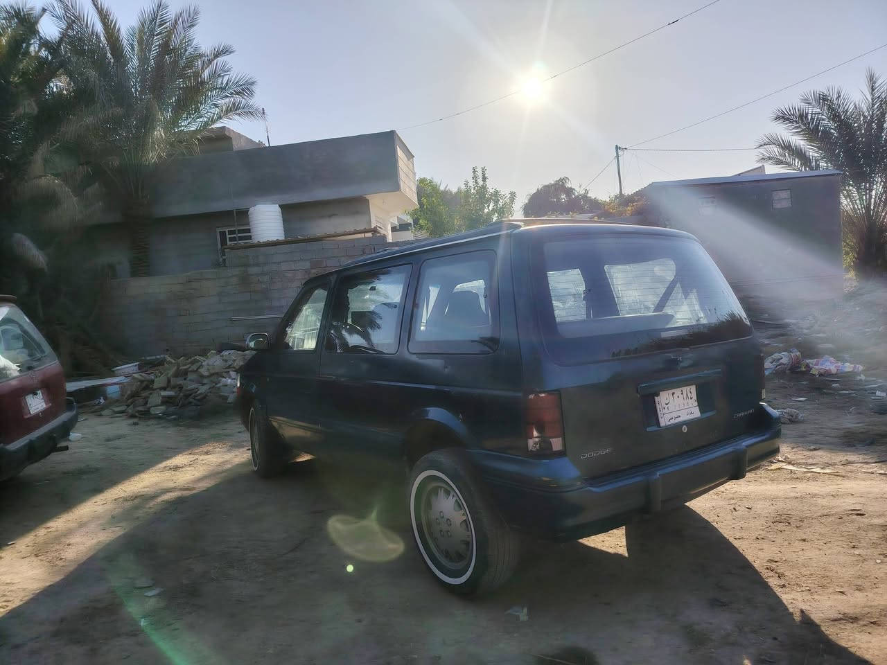 دوج كلايزر ١٩٩٥ بغداد بلاديه محرك سته سلندر كير كهربائي السياره موجوده في سدة الهنديه مهناويه م *********** تخم تاير جدد السعر 33 تجي تشغل وتروح شرط التحويل بااسرع وقت
