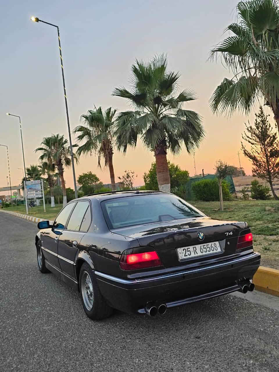 ‏بي إم موديل 95 فول موصفات حجم 740 محرك 8 رقم كركوك اجنبي فول موصفات كله على البلاد تبريد شغال تخم تاير كهربائيات كله شغال جاهز من كل شي كير مكينه شرط لاصرف ولا بخار كلير جماله بدون ضربه سعر 78 شراي اتصل *********** مكان كركوك
