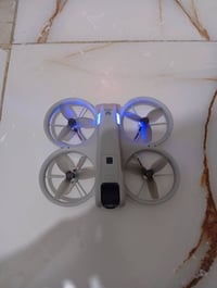 طياره درون للبيع جديده مامستعمل شغاله بيها كامره مكفوله قيم وخذ 078261...