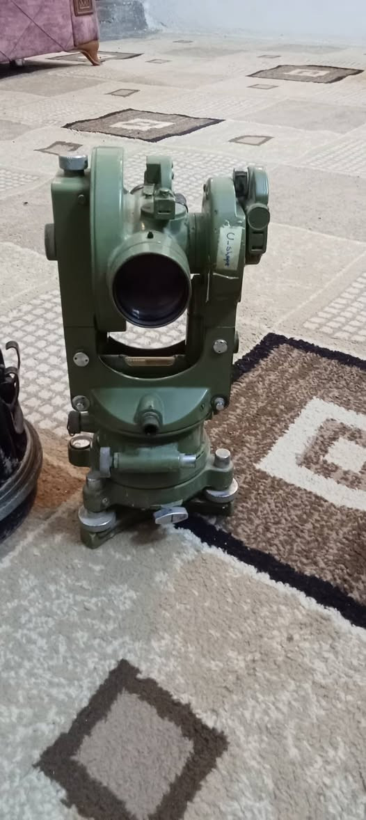 للاستفسار على الرقم ***********
