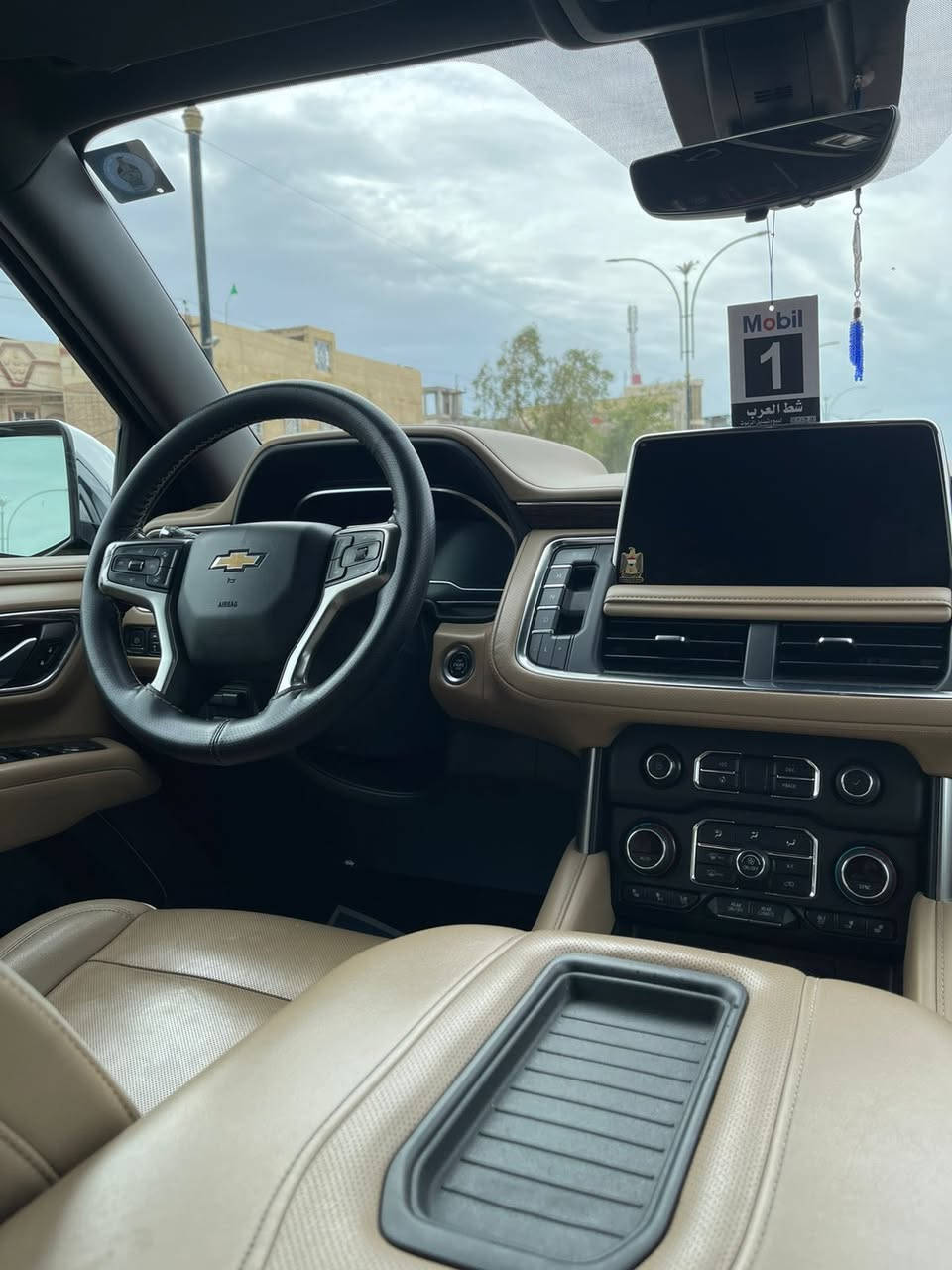 تاهو 2022 بريمير وكالة المنصور
السيارة كلش جديدة وكفالة عامه من كلشي 
مغلفه ppf وهيه زيرو

رقم بغداد مشروع وطني تحويل مباشر 

ماشية 82 الف / كم 

السيارة معروفه مواصفاتها وسعرها مناسب 

السعر : 490 وبيها مجال بسيط للشراي 

مكان السيارة : البصرة 

للأستفسار : ***********
