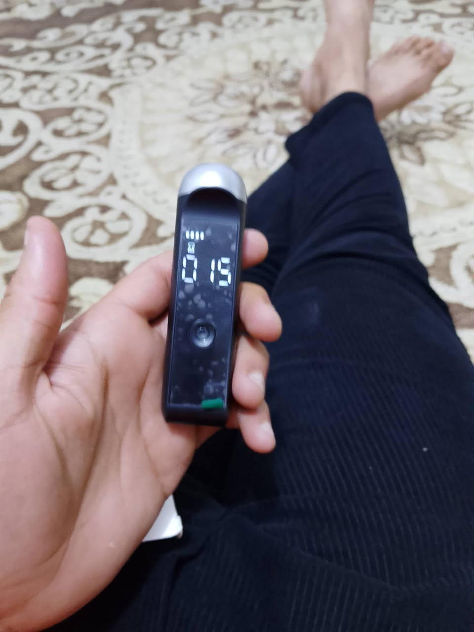 السلام عليكم جهاز كحول يفحصلك ويطلعلك النسبه ب ٥٠الف عل فحط يشحن تايب سي وهاذه رقمي ***********
