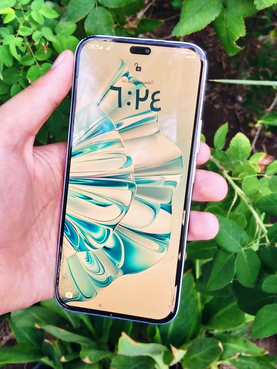 📱 للبيع: HONOR X8b بحالة ممتازة ✨

✅ شاشة AMOLED كبيرة 6.7 إنش بدقة +FHD وألوان رائعة.
✅ ذاكرة 256 جيجابايت – مساحة كبيرة تكفي كل احتياجاتك.
✅ رام 8 جيجابايت مع توسعة افتراضية لأداء سلس وسريع.
✅ كاميرا خلفية 108 ميغابكسل تلتقط صورًا عالية الدقة.
✅ كاميرا أمامية 50 ميغابكسل مناسبة للسيلفي والمكالمات.
✅ بطارية 4500mAh تدوم طوال اليوم.
✅ شحن سريع بقوة 35 واط.
✅ معالج Snapdragon 680 اقتصادي في استهلاك البطارية.
✅ بصمة جانبية سريعة وميزة فتح القفل بالوجه.
✅ يدعم شريحتي اتصال 4G.
✅ تصميم أنيق وخفيف الوزن.

السعر 175 مع مجال بسيط 
📩 للاستفسار وتساب ***********
