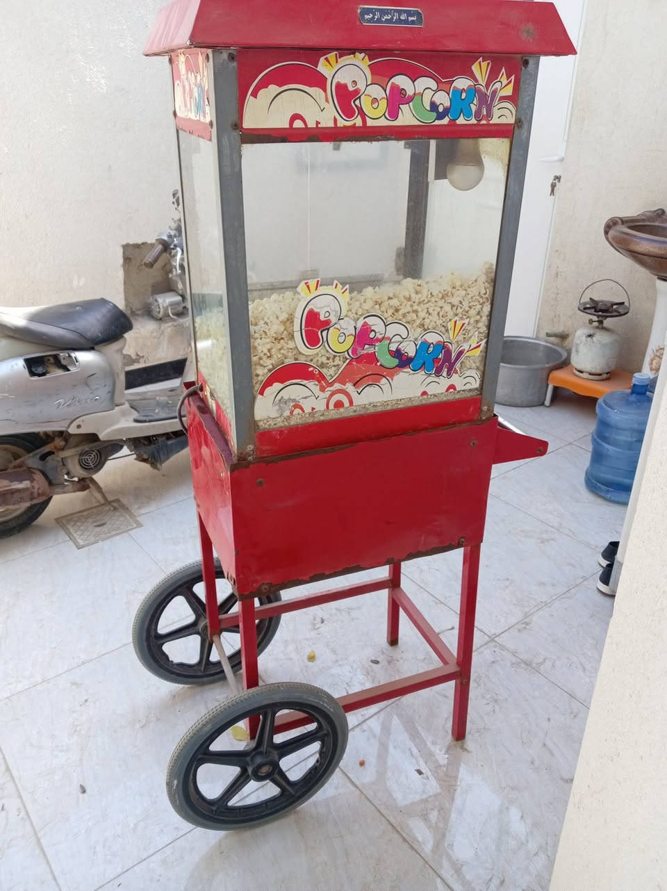 مكاين حب او شامية او عارضة كرزات او ميز خشب للبيع الشرايع يتصل على الرقم *********** اكو واتساب
