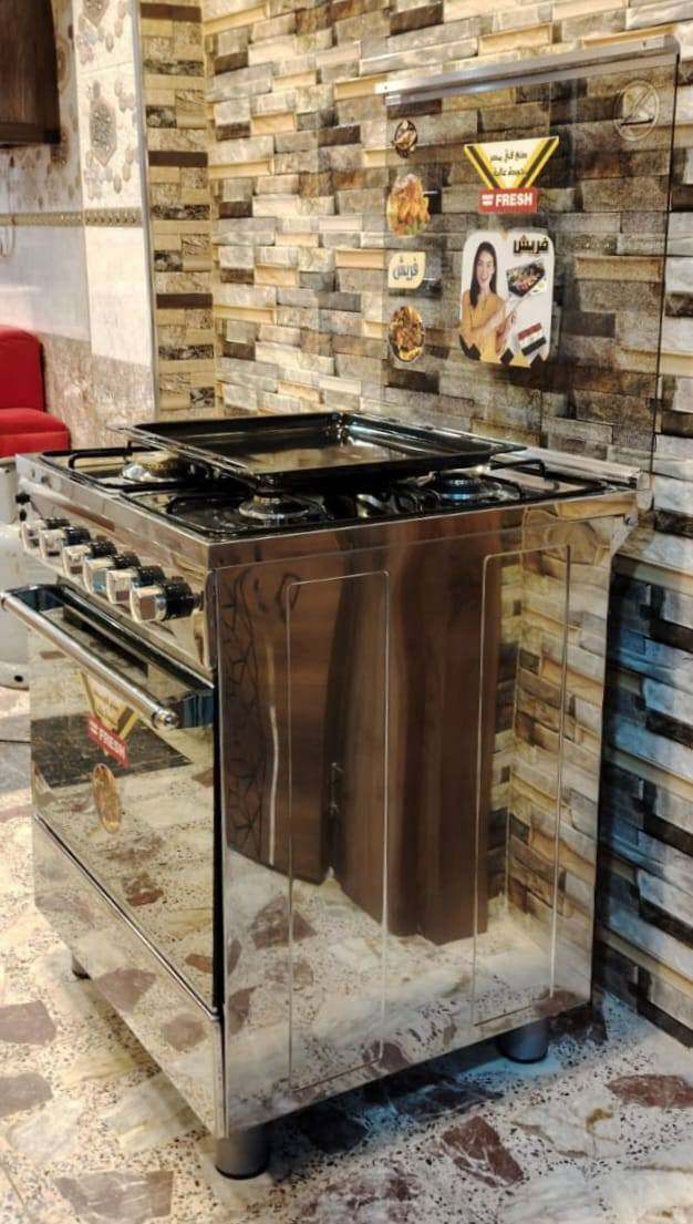 ❤️‍🔥طباخ فرش مصري للبيع ❤️‍🔥
الطباخ ماركه معروفه FRESH (( المصري الأصلي)) استعمال قليل كلش الفرن والعيون.
✅️ حجم 60×60. ((اكبر حجم بالفرش ابو 4 عيون)) ابو الفرن الواسع .
✅️ الطباخ سل ستيل كامل.
🔥كل العيون والفرن نااااره زرررركه🔥. 
 كل الكهربائيات تشتغل فووول بيه الجداحات وماطور شوي الدجاج والأضائه الداخليه للفرن .
((مكلفه بالنشر فقط))...ماعدهم لا حجز للطباخ ولا توصيل.
🔴 السعر 175 قفل 🔴 السعر مابيه مجال...لان هذا نص سعر الجديد دينباع وهو مايفرق عن الجديد بشي. 
***********
