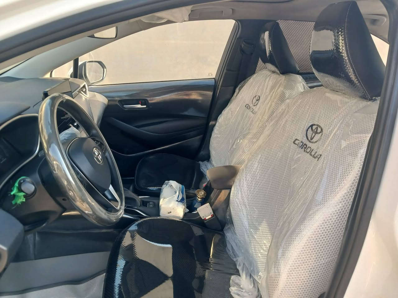 السلام عليكم كورلا هايبر ٢٠٢٥ كفاله عامه ماشيه ٣٨ رقم بغداد بسمي دوشمه جديده ارضيه وصندوك وكشنات تخم تاير جديد السعر ١٥٥وبيهه مجال بصيط مكان السياره بغداد قرب مجمع بسمايه اي استفسار اتصل ***********//***********
