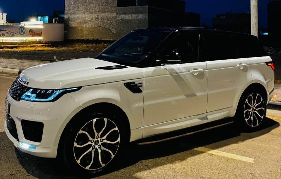 السلام عليكم رانج روفر 2018 وكاله
مكفوله كفاله عامه 
6 سلندر سوبر جارج
HSE Dynamic
فول مواصفات داخل احمر بيبان شفط 
الوان متغيره سياره مالك واحد من هيه وزيرو جديده جداً رقم بغداد باسمي كير ومكينه مكفولات مامفتوح على وضع الشركه 
ماشيه 88 الف كيلو متر


**إذا كنت صاحب هذا الإعلان وتريد حذفه لأي سبب، رجاءا أرسل رسالة إلى الدعم الفني**