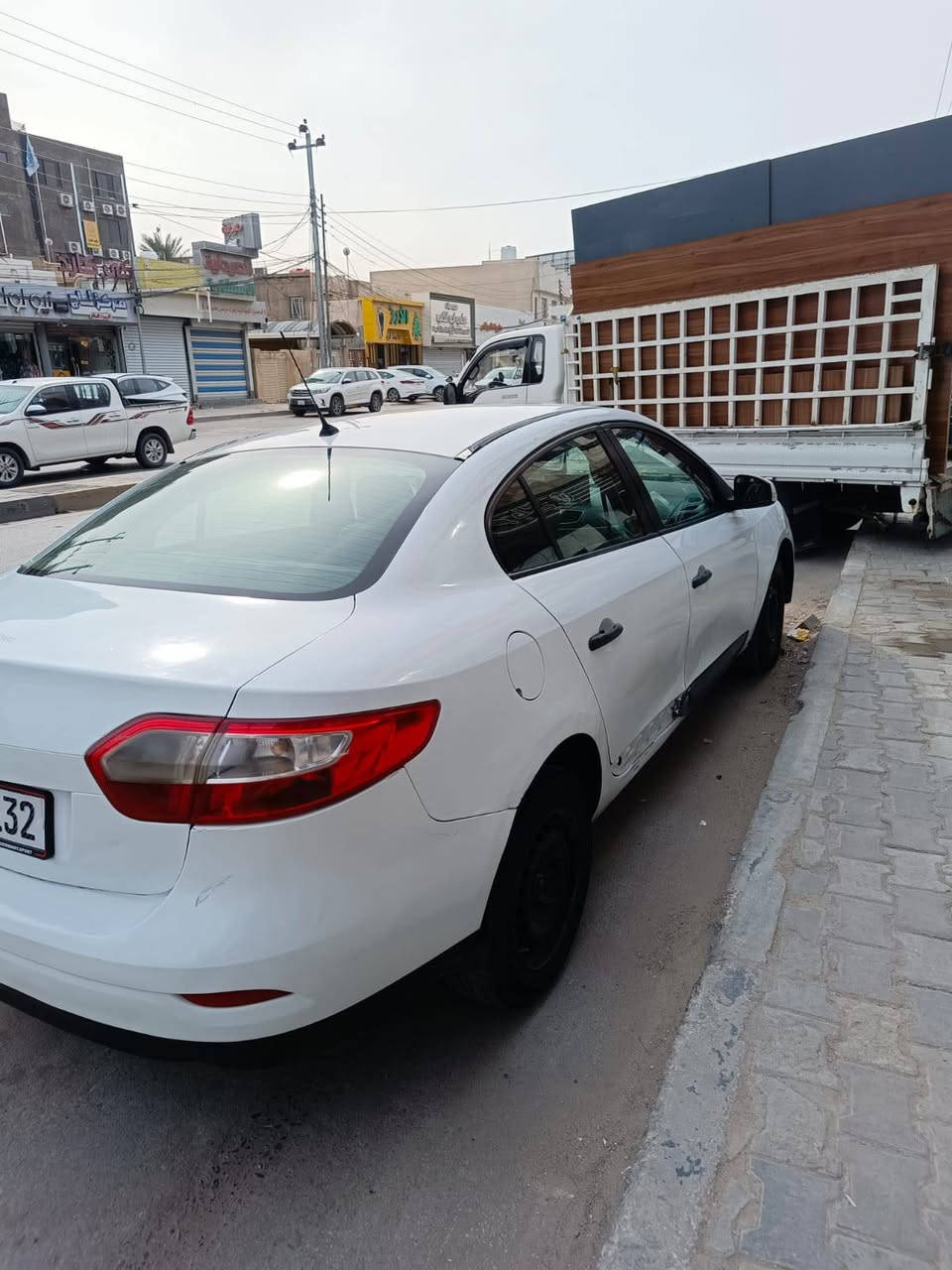 سلام عليكم رينو فلونس موديل ١٢ كير ومحرك كورلا خير من الله مابيها اي نواقص مابيها حادث بس طخات قليله رقم بغداد قبل شهر مجدد للسنويه بسمي غرمات ماكو مكاني كربلاء مداور ثاني يوم سعر ٥٥ رقم ***********
