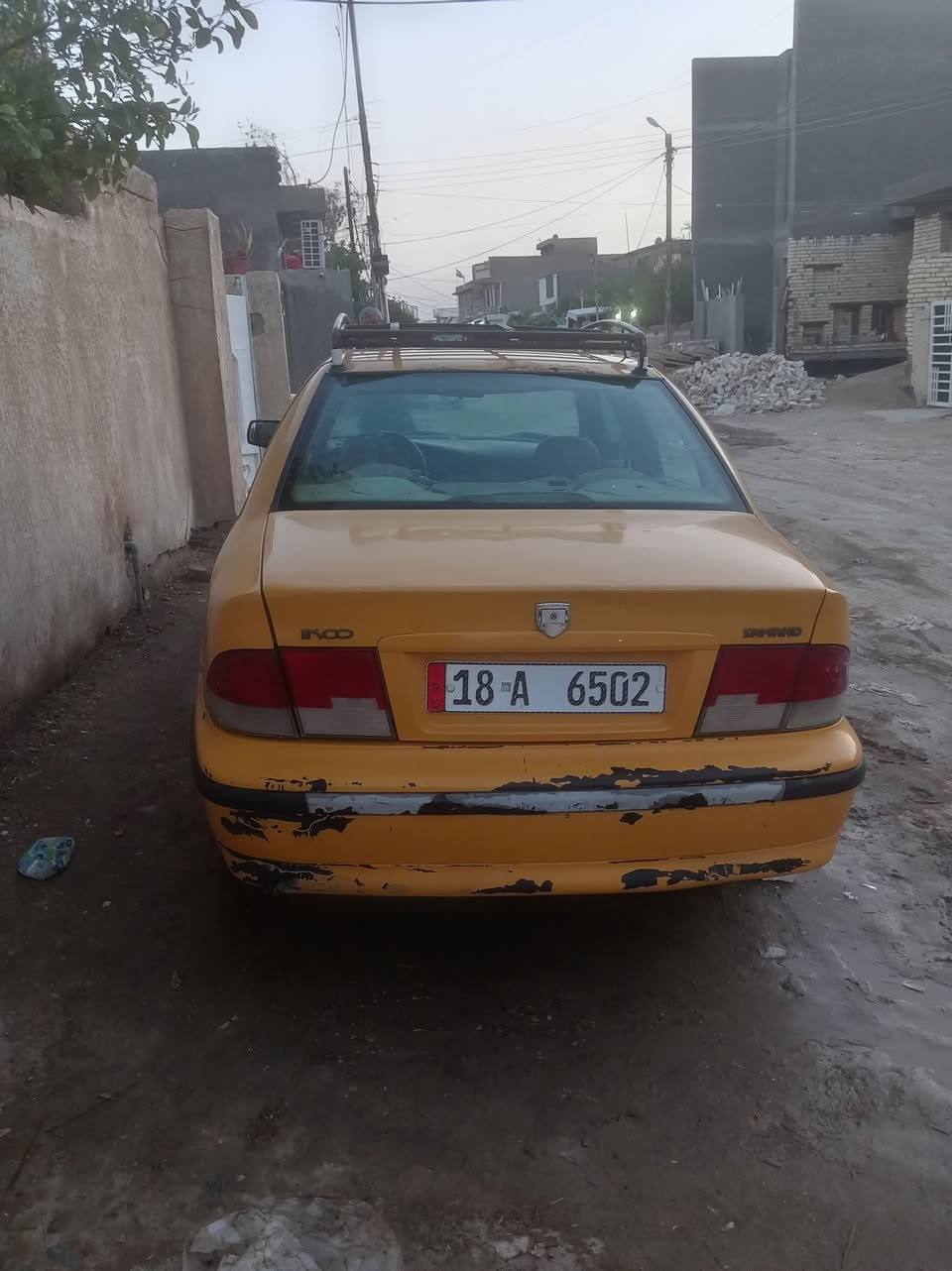 سلام عليكم ورحمة سيارة للبيع السعر 25 ورق بيهه مجال ***********
