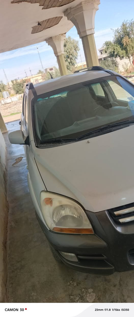 كيا سبورتج مكصوص سياره كير اوتماتيك  محرك شرط كاز اربع4 سلندر تبريد تدفئا فول مسجل صدر جديد تيرات جدد لايت عالي ناصي خير من الله كهربيات كلها شغاله رقمها سليمنية متومه طبق الصل السعر 47وبيها مجال رقم الهاتف ‏‏‪***********‬‏/‏‪***********‬‏
