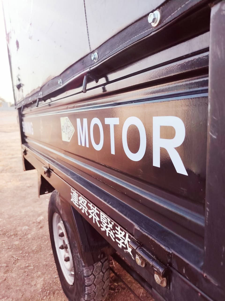 ٢٢ أوراق اصولي مليون ٦٥٠ محاويل ناحيه الإمام طريق جبله ***********
