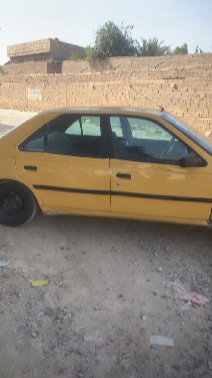 السلام عليكم بيجو روه تبريد شغال 

كير مكيه وكسل جديد كهربايئات كله شغال

صدر جديد تايرات جدد دواخل نضيفه 

عدي مستمسكات راعيه وخط وبحث 

ما واصل راعيه ابيه بدون راعي كوم حديد 

اكفل سرقه وعشائر للستفسار 

*********** مكاني بغداد الدوره
