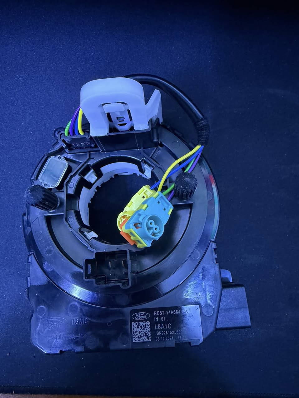 شريط ستيرن فورد اكسبلورار 2025 اصلي وكاله شركة امريكا غير مستخدم بالباكيت السعر 150 الف مكاني بغداد الكراده *********** ابو محمد
