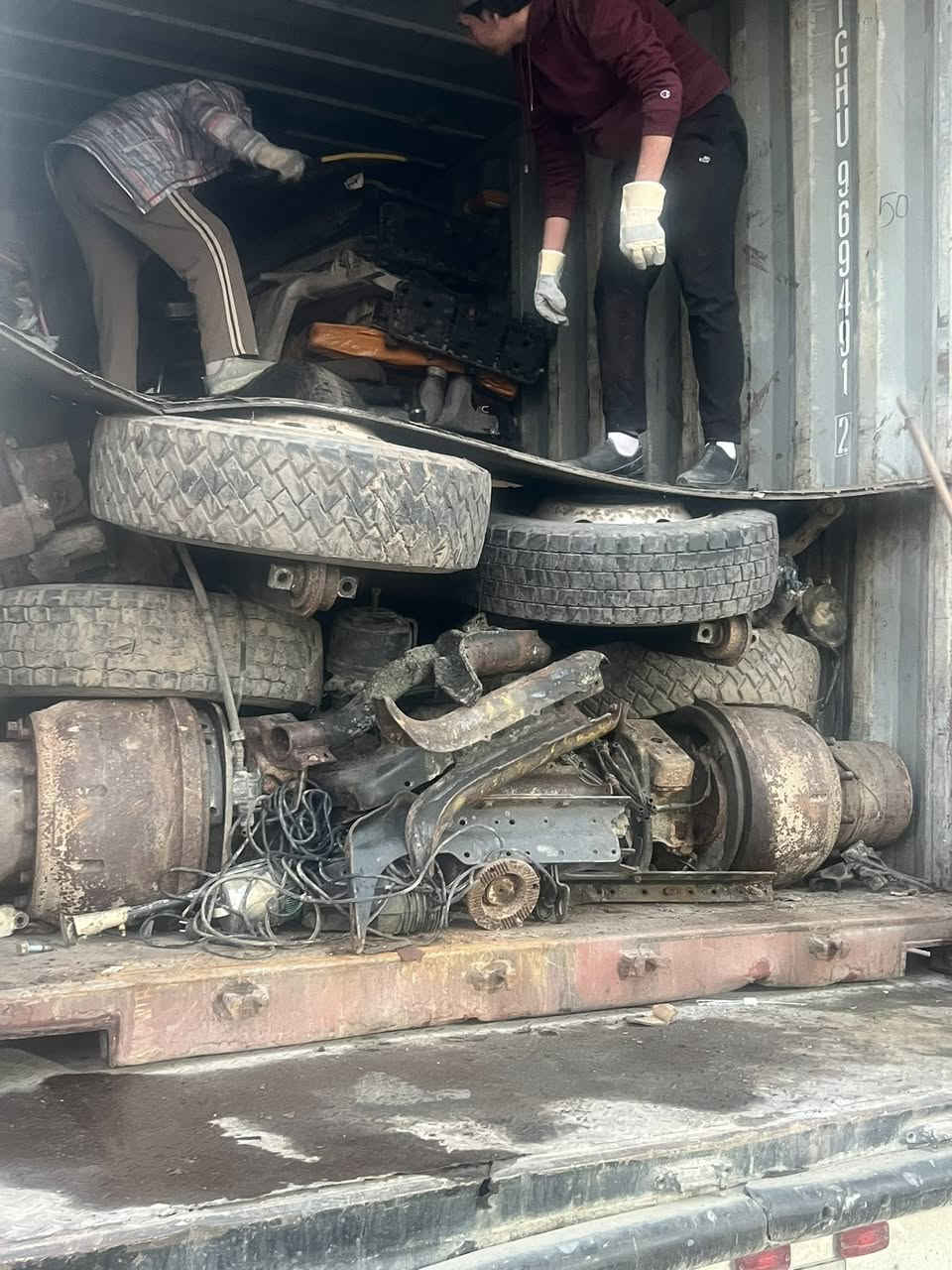 تم وبعون الله وصول حاويه مارسدس اتيكو والبا الى مجمع الجبوري الديوانيه مقابل معمل غاز الديوانيه للاستفسار *********** .. ‭0775 698 1291‬
