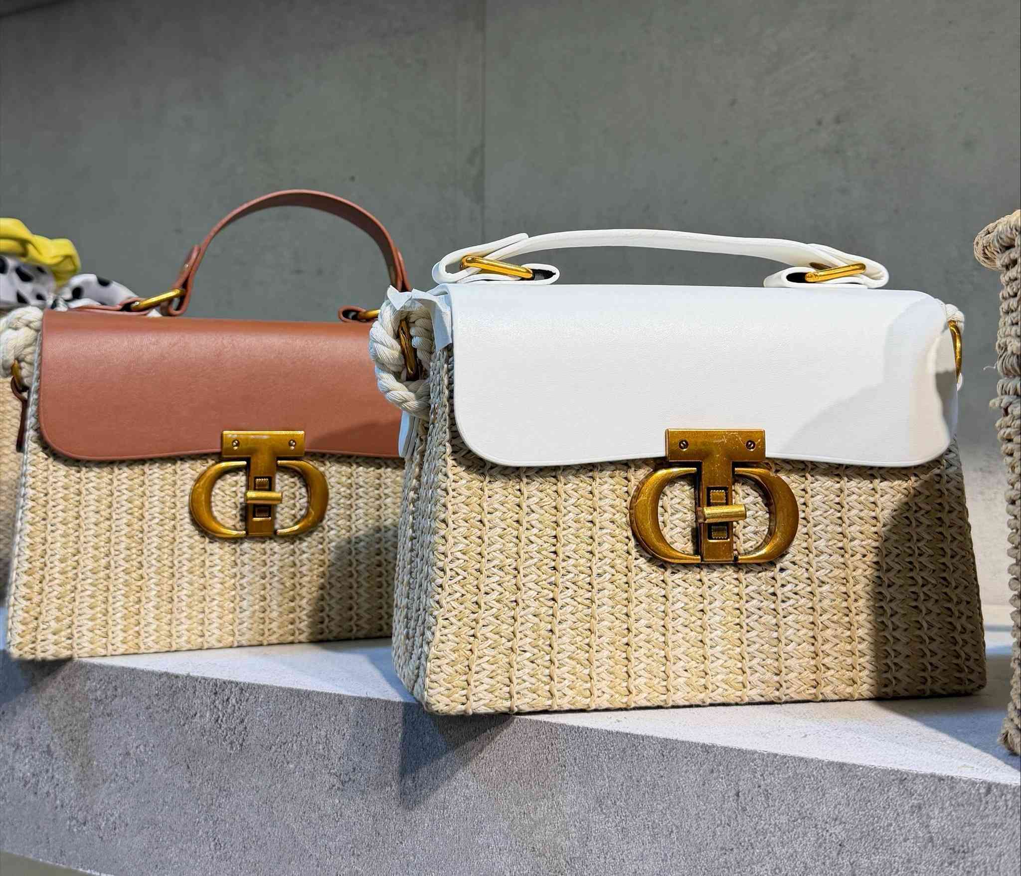 جنطة خوص شغل من الطراز الرفيع 😍
متوفرة ب 22 موديل 
كل موديل لونين ( اللون البيجي واللون الجوزي )
الدرزن 12 قطعة 
https://t.me/waka45r


**إذا كنت صاحب هذا الإعلان وتريد حذفه لأي سبب، رجاءا أرسل رسالة إلى الدعم الفني**