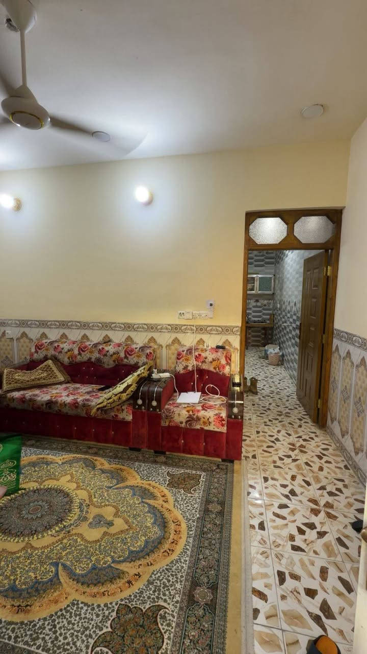 مشتمل للبيع مساحه ٥٠ متر طابقين كامل من كل النواحي طابو زراعي بغداد الدوره مقابيل ابو طياره خلف مستشفى الدوره الاهلي ب ٥٠ متر فرع بوتو السعر ١٣٥ مليون وبيه مجال ***********
***********
