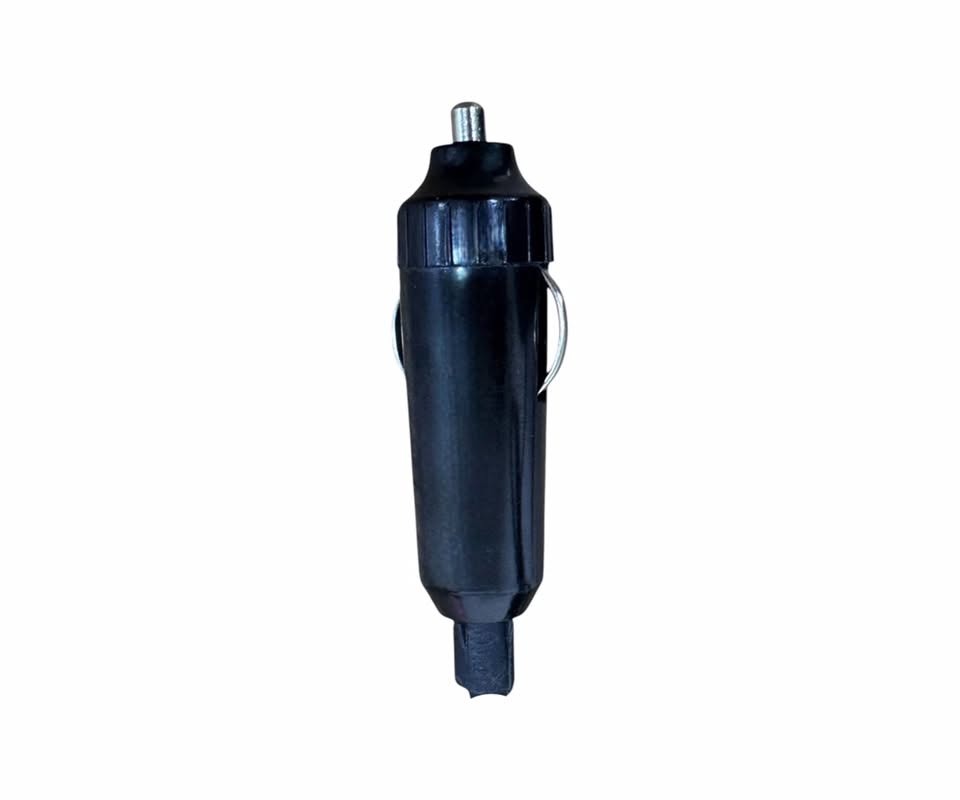محول ذكي متعدد الوظائف
المميزات
2 منفذ USB (USB1 وUSB2) لشحن سريع وآمن لأجهزتك الذكية
منافذ تيار متردد عالمية متعددة تتوافق مع أغلب أنواع القوابس المستخدمة عالميًا
شكل دائري مدمج يسهل وضعه في حامل الأكواب داخل السيارة دون أن يشغل مساحة
آمن على الأجهزة ومزود بأنظمة حماية من الجهد الزائد والسخونة الزائدة
تصميم عملي وأنيق بعلامة RAS Italy، يضيف لمسة احترافية إلى تجهيزات سيارتك
سهولة الاستخدام: فقط قم بتوصيله بمقبس ولاعة السيارة، وابدأ باستخدام الطاقة
يتوافق مع أنظمة السيارات بجهد 12 فولت

12 الف شامل التوصيل 
واتس اب ***********
