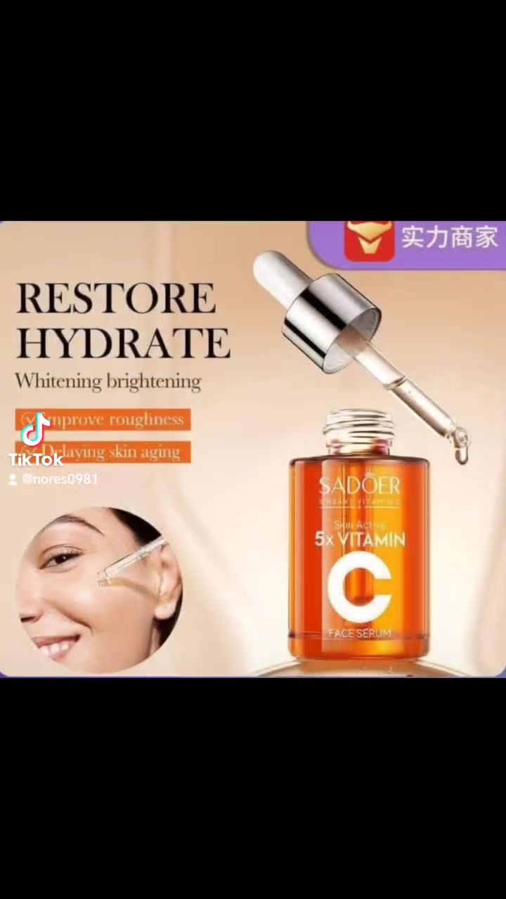 مصل الوجه SADOER 5X Heavy Vitamin C Skin Active هو منتج للعناية بالبشرة يهدف إلى تفتيح البشرة وتوحيد لونها 🍊🧡

الفوائد الرئيسية:

يهدف المصل إلى تبييض وتفتيح البشرة، وتقليل البقع الداكنة وتفاوت لون البشرة، بالإضافة إلى توفير حماية مضادة للأكسدة وترطيب مكثف [4، 12].🟧🔶

المكونات الرئيسية:

يحتوي على 5X فيتامين C النشط والنياسيناميد.4️⃣

كيفية الاستخدام:

يُنصح بتطبيقه على بشرة نظيفة بعد التنظيف، ثم تدليكه بلطف على الوجه والرقبة، والتربيت لتعزيز الامتصاص، ثم وضع مرطب بعده. يُفضل استخدامه مرتين يوميًا، صباحًا ومساءً.

السعر 10  الاف #foryou #اكسبلورexplore #creatorsearchinsights #viralvideo #لايكاتكم_ومتابعتكم_تفرحني


**إذا كنت صاحب هذا الإعلان وتريد حذفه لأي سبب، رجاءا أرسل رسالة إلى الدعم الفني**