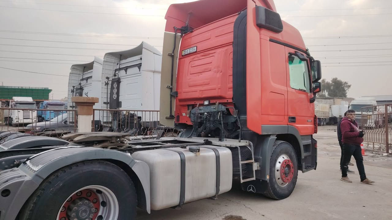 ***********
***********
